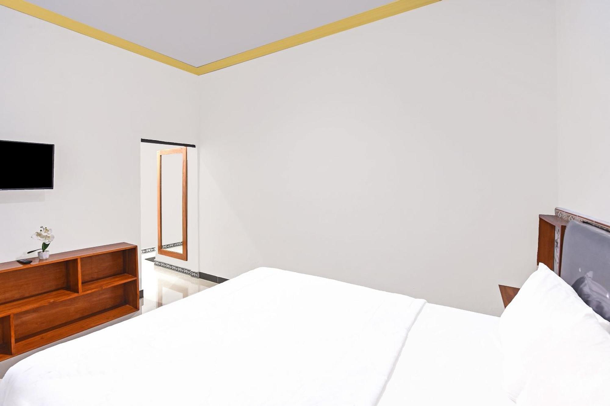 Oyo 91192 Homestay Antara Gilimanuk Exterior foto