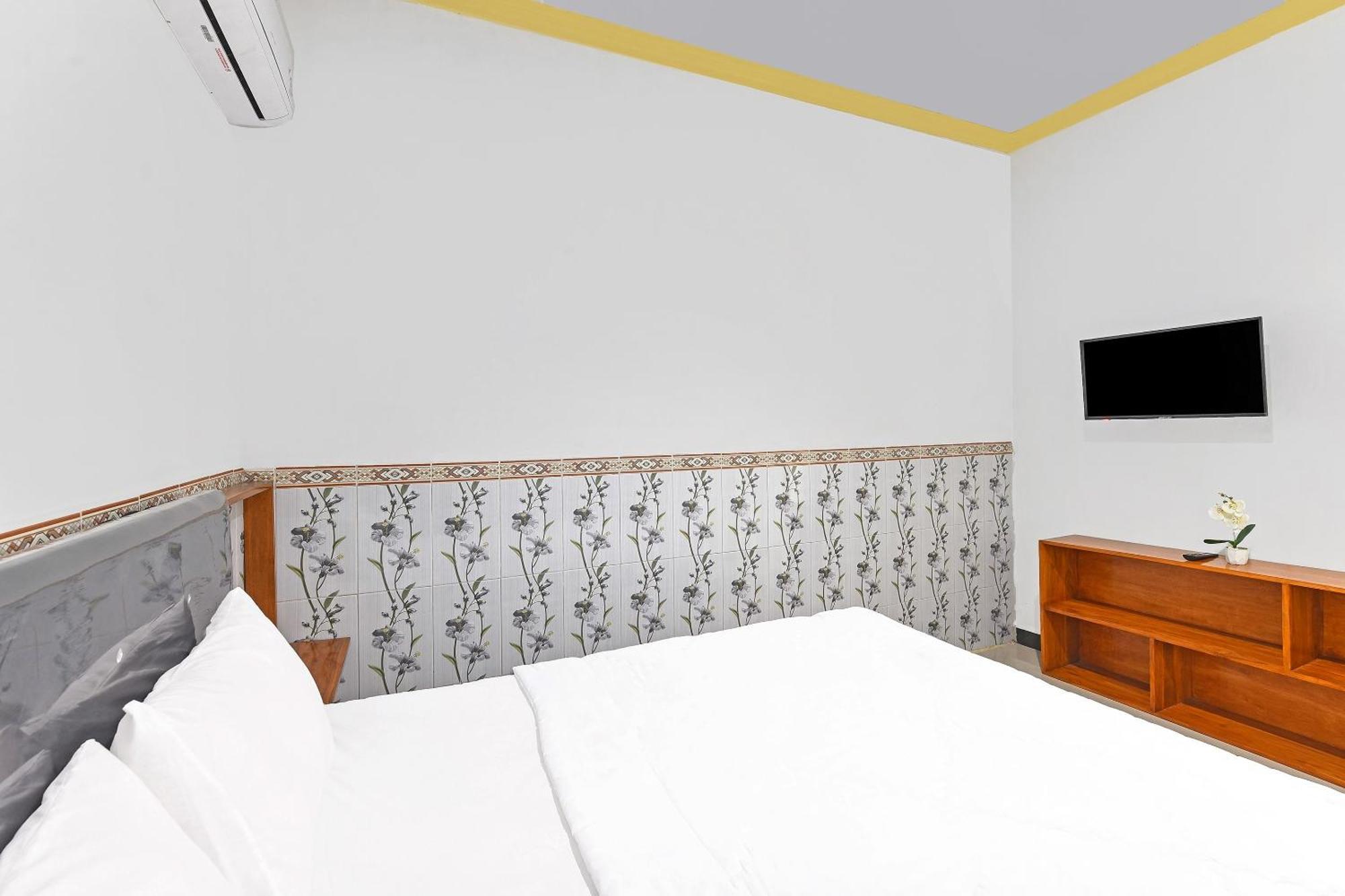 Oyo 91192 Homestay Antara Gilimanuk Exterior foto