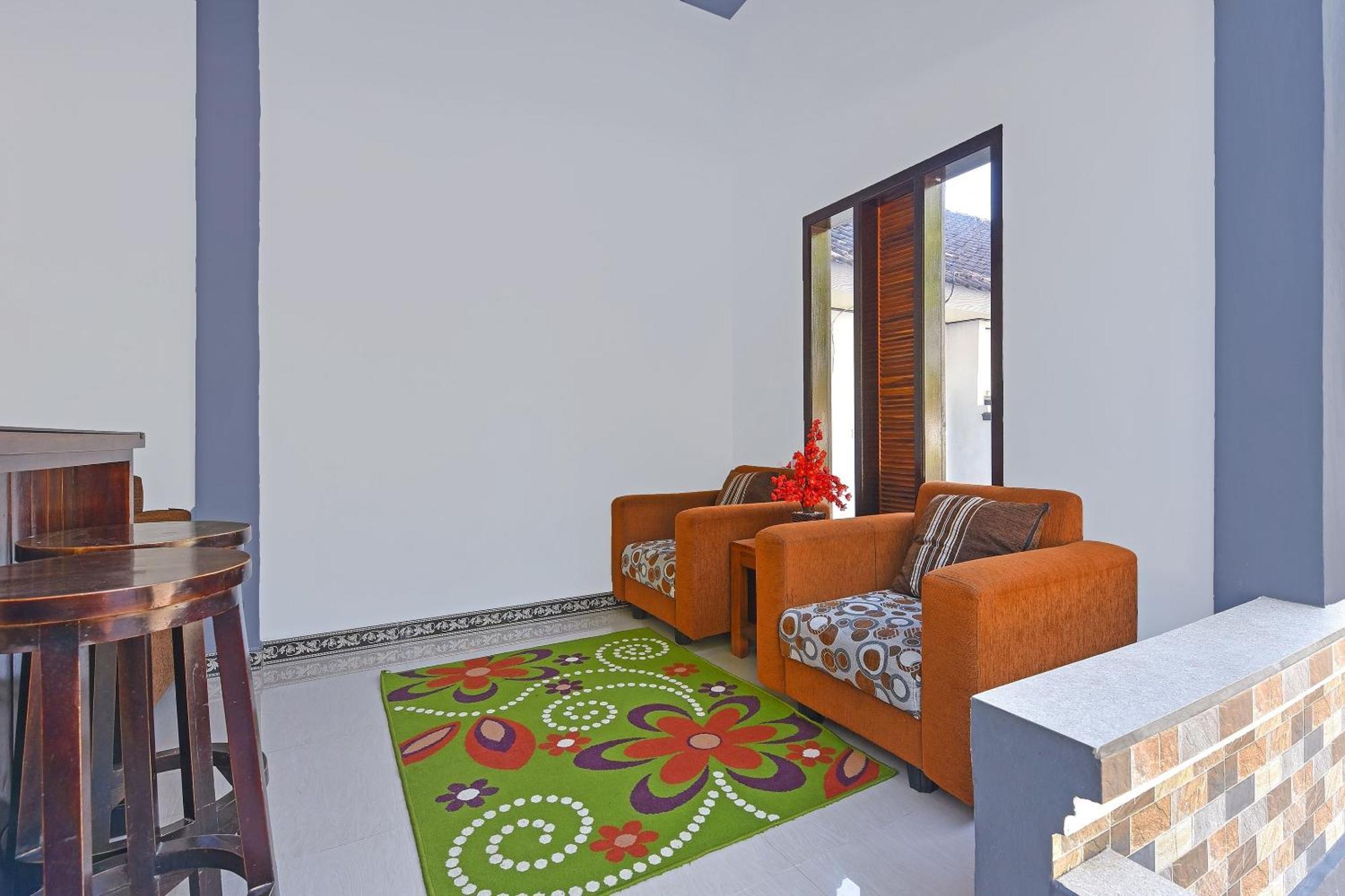 Oyo 91192 Homestay Antara Gilimanuk Exterior foto
