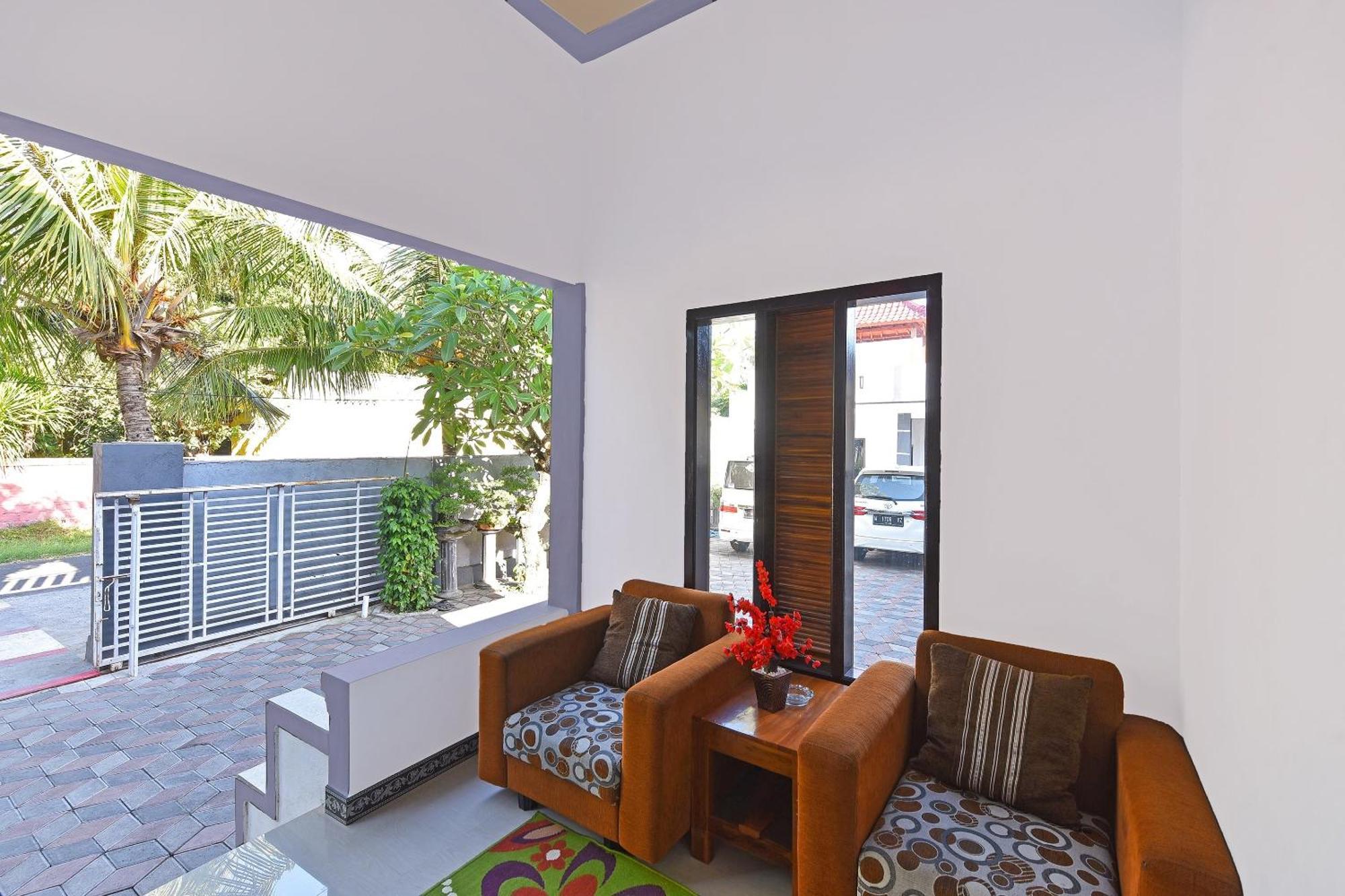 Oyo 91192 Homestay Antara Gilimanuk Exterior foto