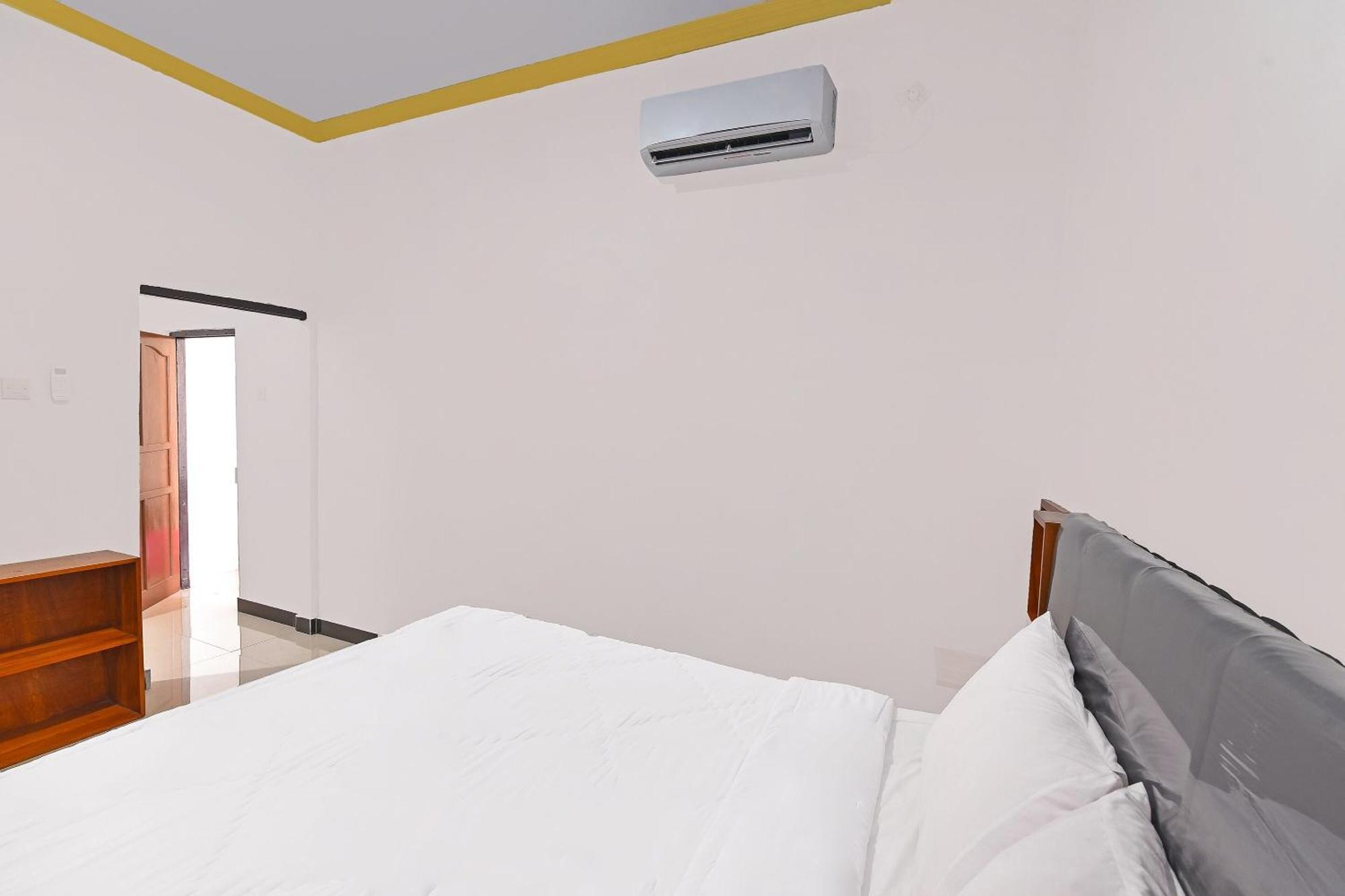Oyo 91192 Homestay Antara Gilimanuk Exterior foto
