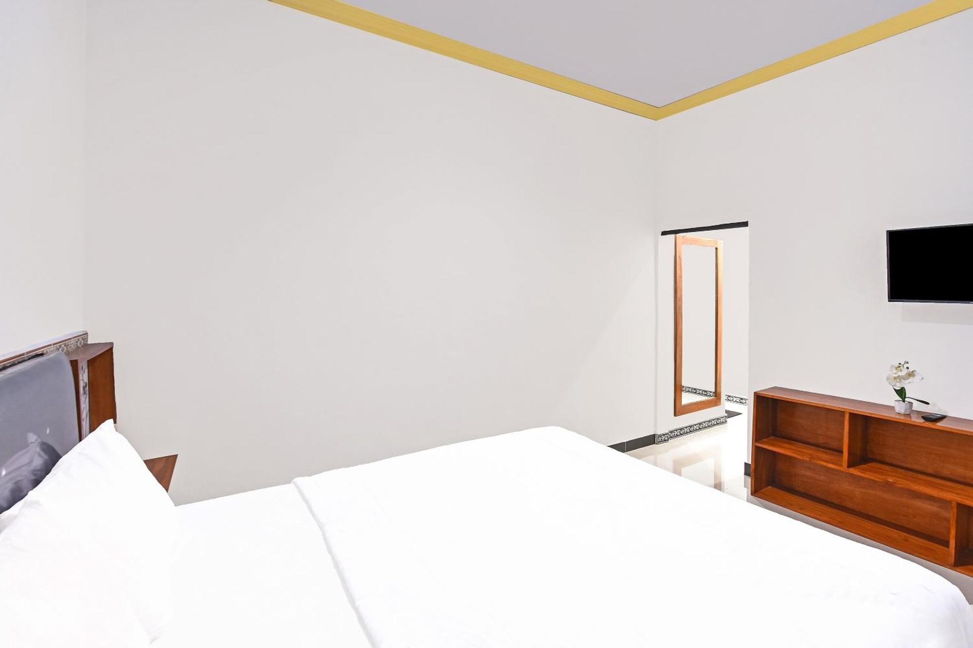 Oyo 91192 Homestay Antara Gilimanuk Exterior foto